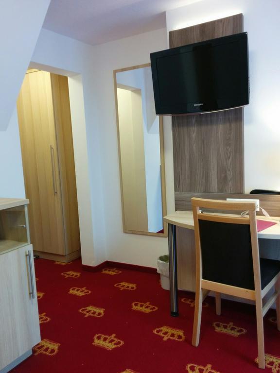 Standard Single Room,378255934:JPEG